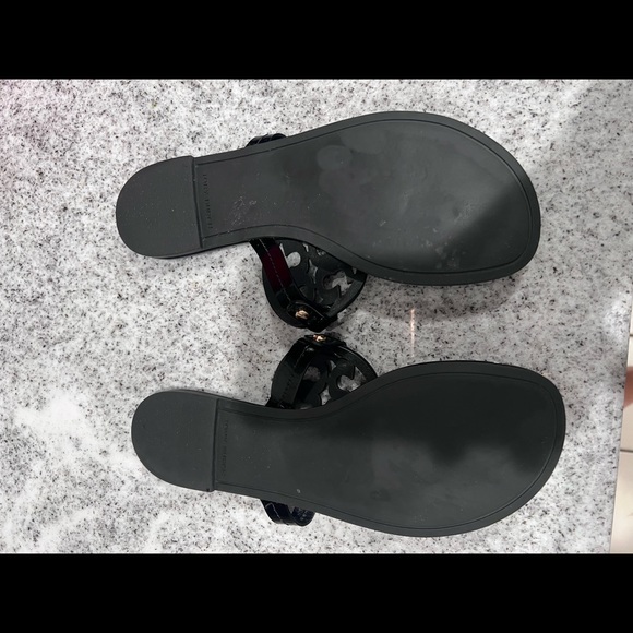 New Tory Burch MILLER SANDAL, PATENT LEATHER - Picture 5 of 5